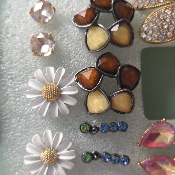 14 Set of Multi-Color Vintage & Modern Earrings Lot / Bundle - Picture 3 of 7